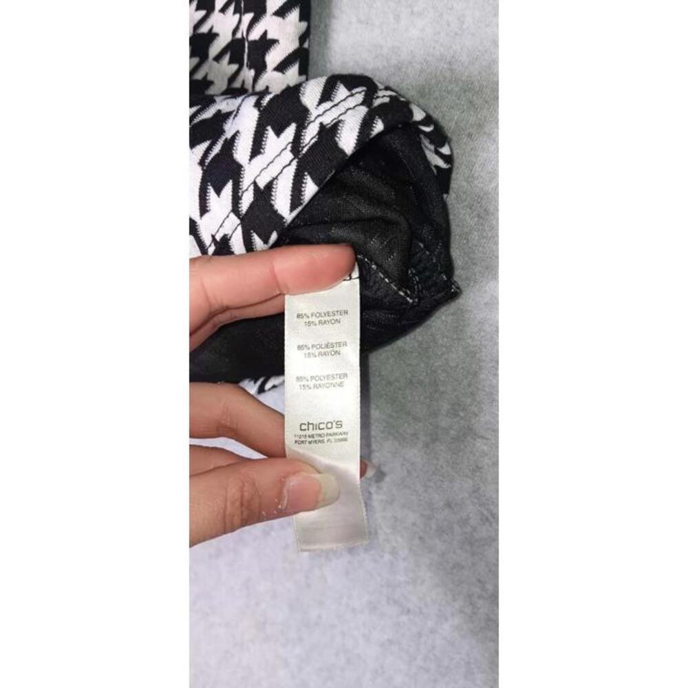 Chicos Houndstooth 3/4 Sleeve Sweater Womens Pullover Size 2 Black And White - Picture 9 of 11